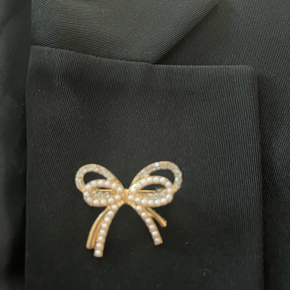 Fashion Trend 2024-2025.  Ribbon Brooch